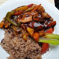Pulled pork (Jackfruit) with veg and rice at Kool Runnings in Inverness