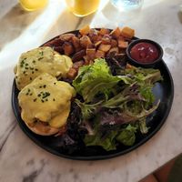 Tofu Benedict at LOV in Laval