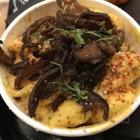 Mac and “cheese” delicious  at Beatnic - Rockefeller Plaza in New York City