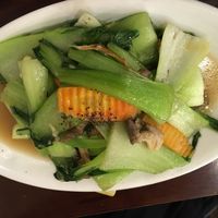 Sautéed Pakchoi with mushrooms  at Hoa Sen - Nguyen Van Cu in Da Lat
