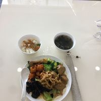 Buffet lunch at Bencao Yushan in Beijing