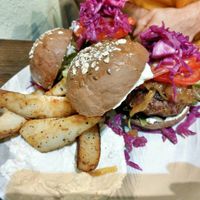 Vegan burger at Tsai Chi Ya - Vegetable Market - Vegan Project in Taichung