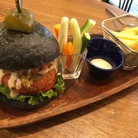 Avocado salsa burger  at VegFarm - Wú Guójiè Shū Shí in Taichung