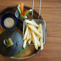 Homemade Avocado Salsa Burger at VegFarm - Wú Guójiè Shū Shí in Taichung