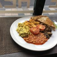 Seriously scrumptiously delicious breakfast. Can’t recommend highly enough  at Plantbase Cafe in South West London