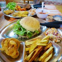 USA day, vegan burger, onion rings, sweet potato fries, mayo, tomato sauce. at Centro Cultural Annapurna in Fortaleza