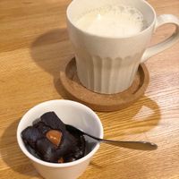 Brownies and soymilk with ginger syrup at Kuppila in Nara