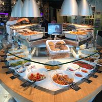 Buffett  at Tibits in Winterthur