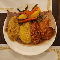 Beyaynetu (Shiro We't, Mesir Alicha, Kik We't, Kik Alicha, Yatakilt We't) #Veganuary at Abyssinia in Rochester