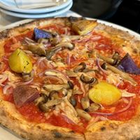 Vegan made to order pizzaa  at 800 Degrees - Shinjuku in Tokyo
