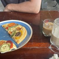 Hummus pizza   at Lovegan in Binh Thuan