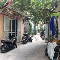 This is what you’ll see when you turn right, the cafe is down here on the left  at Lovegan in Binh Thuan