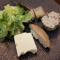  at Like An Elephant in Lyon