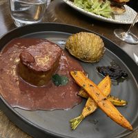 Seitan  at Like An Elephant in Lyon