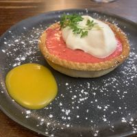  at Like An Elephant in Lyon