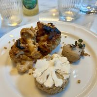   at Like An Elephant in Lyon