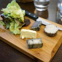 Cheese platter (small) at Like An Elephant in Lyon