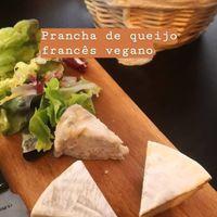 Fromage vegan at Like An Elephant in Lyon
