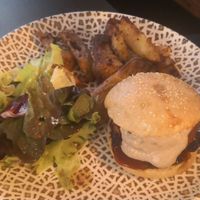 Burger do dia at Like An Elephant in Lyon