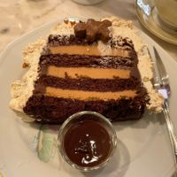 Chocolate and spèculoos layer cake  at Jo and Nana Cakes in Paris