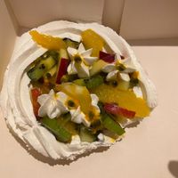 Pavlova  at Jo and Nana Cakes in Paris