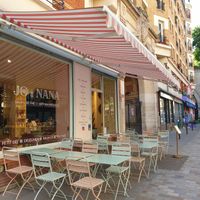 Exterior at Jo and Nana Cakes in Paris