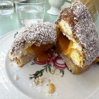   at Jo and Nana Cakes in Paris