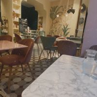 Salon de the´  at Jo and Nana Cakes in Paris