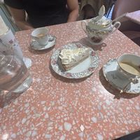 Lemon pie  at Jo and Nana Cakes in Paris