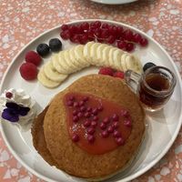 fruit pancakes   at Jo and Nana Cakes in Paris