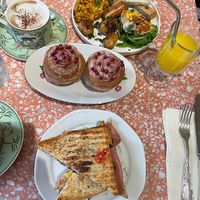 Brunch plate, grilled cheese sandwich and daily cruffins  at Jo and Nana Cakes in Paris