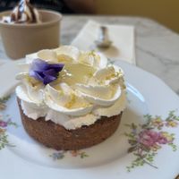 Tarte au citron et sundae  at Jo and Nana Cakes in Paris
