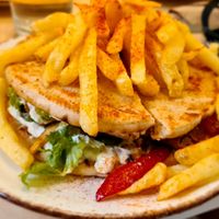 Two peas in a pod at Peas in Athens