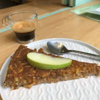 raw apple pie at Peas in Athens