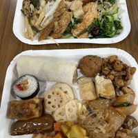   at Qi Lin Su Shi Guan in Taipei