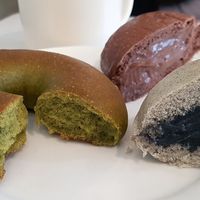 Green bagel and sweet buns with fillings (flavors: chocolate and black sesame)
 at yummyyomil in Seoul