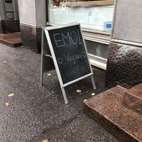 Keep is short, shorty   at Emoi in Helsinki