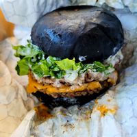 I tried the double cheese burger with sauce/spread on the side and to add onions. Unfortunately they didn't do either. Didn't care for whatever the sauce at all. Too much and very  at Pirate's Bone Burgers - Crossroads in Kansas City