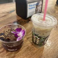 Moana bowl and lavender lattee  at Island Vintage Coffee in Honolulu