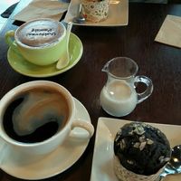 Coffee and muffins. at LN Fortunate Coffee in Shanghai