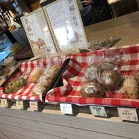 Breadz at LN Fortunate Coffee in Shanghai