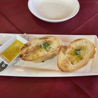 Garlic breadd  at La Luce in Fujikawaguchiko