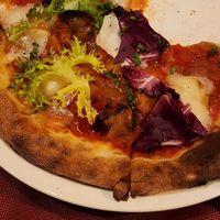 Vegan Pizza 🍕 at La Luce in Fujikawaguchiko