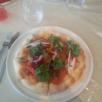 Good vegan pizza at La Luce in Fujikawaguchiko