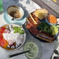 except for the Halloumi, everything was vegan and SOO great   at Corner Coffee in Cardiff