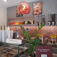 Interior at Lemoncha in Geneva