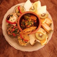 Veganes Frühstück at Neither Yesterday Nor Tomorrow in Berlin