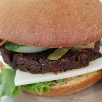 (Vegan)Burger at Vegan Food & Sweet Bar in Brno