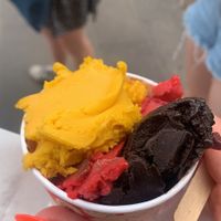 mango, raspberry and banana chocolate   at Gelarto Rosa - Szent István in Budapest