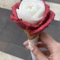   at Gelarto Rosa - Szent István in Budapest